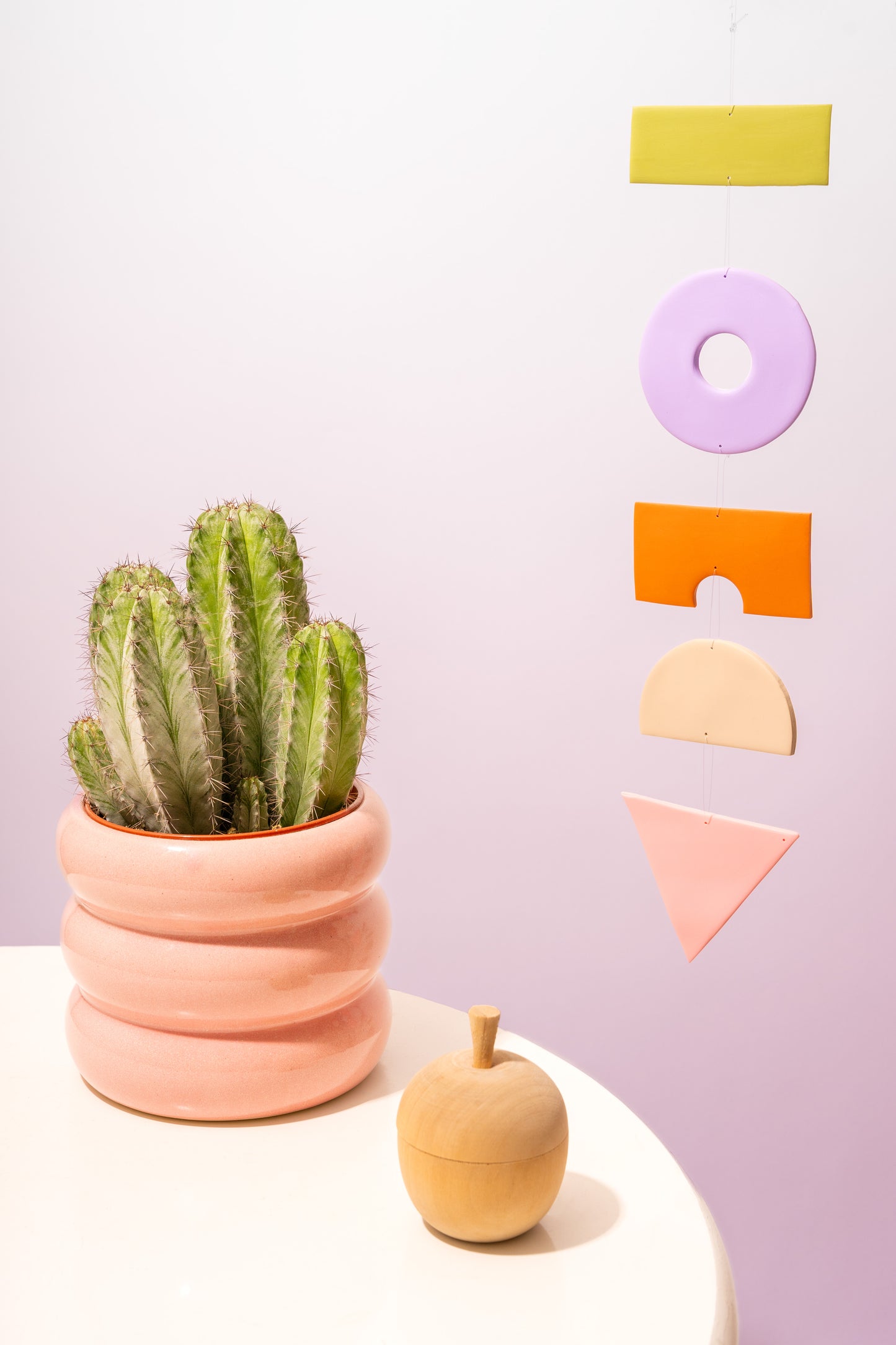 Playful abstract mobile wall hanger by Studio Bim Bam - pastel